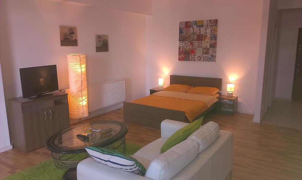Heights Accommodation Bukarest Zimmer foto