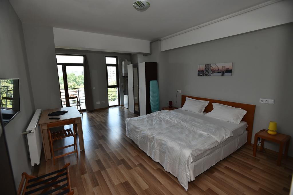 Heights Accommodation Bukarest Exterior foto